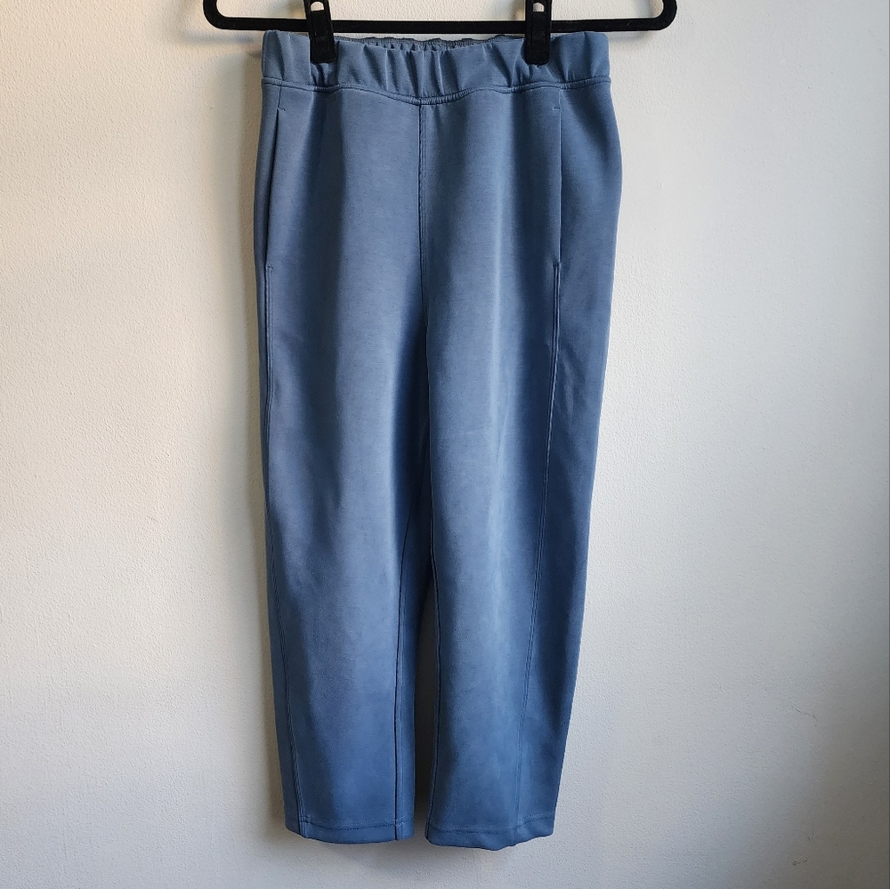 Lululemon With Ease Mid-Rise 7/8 Pant *Hemmed Size 4